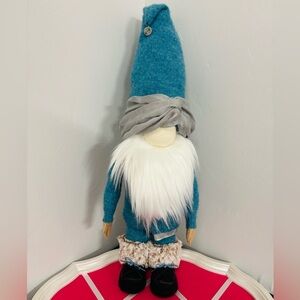 🎄🎄Teal blue Holiday Gnome. 🆕. Handmade